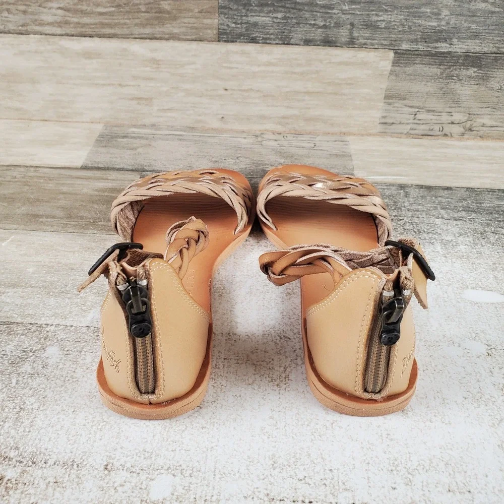 Blowfish Malibu Delite Kids Sandal Sz 3 Dune Lotus Rose Gold Die Cut Ankle Strap